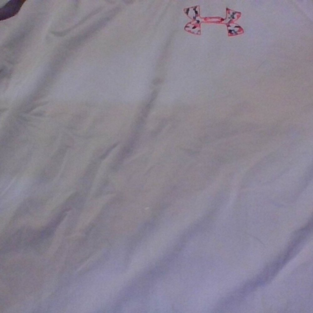 Neon / Purple pastel Under Armour shirt